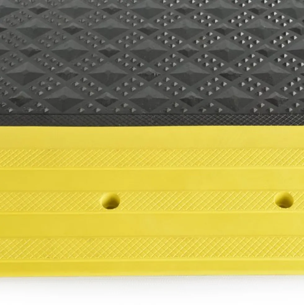 Comfort Matta 1 Inch x 20x20 Inches Solid Black