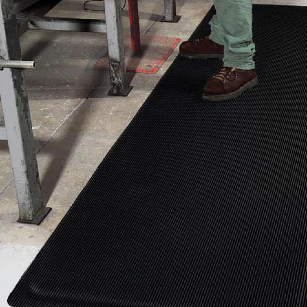 Invigorator Anti-Fatigue Mat Black 2x3 feet