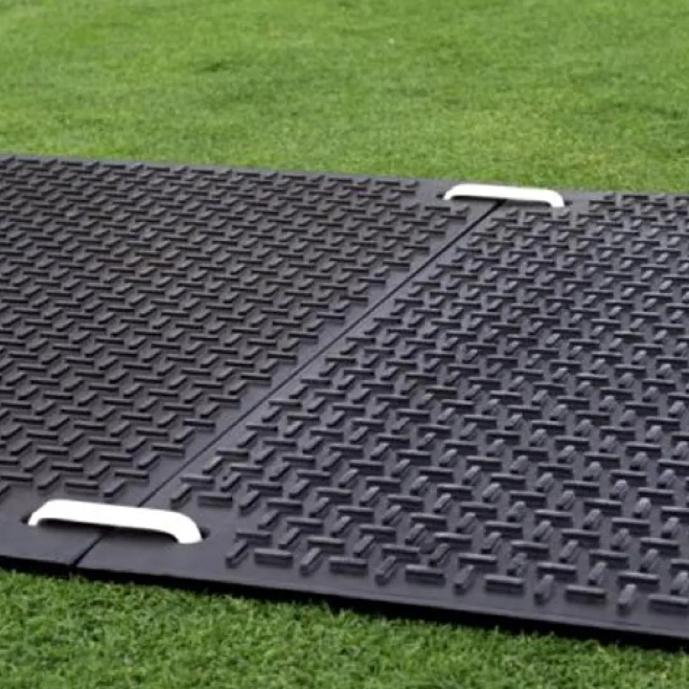 Mat-Pak Ground Protection VersaMat Tread Black 1/2 Inch x 3x8 Ft.