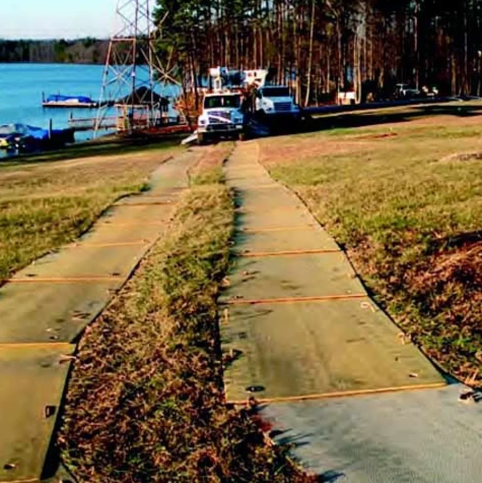 Mud-Traks Lawn Ground Protection Mat - Rope Handles 5/16 Inch x 45 Inches x 8 Ft.