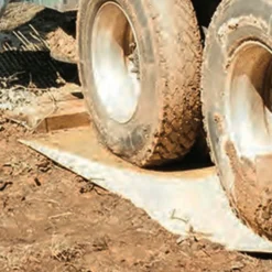 Mud-Traks Lawn Protection Mat - Rope Handles 5/16 x 22 Inches x 6 Ft.
