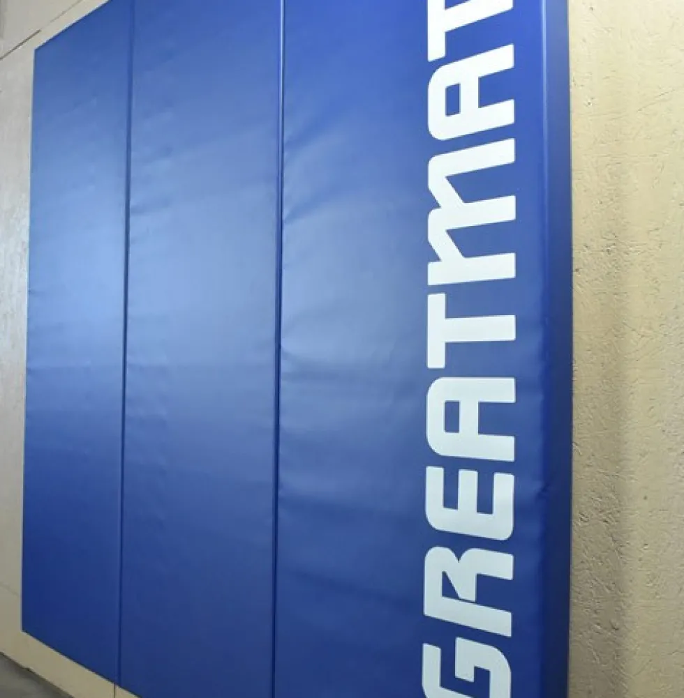 Safety Wall Pad 2x5 Ft x 2 inch WB Z-Clip ASTM