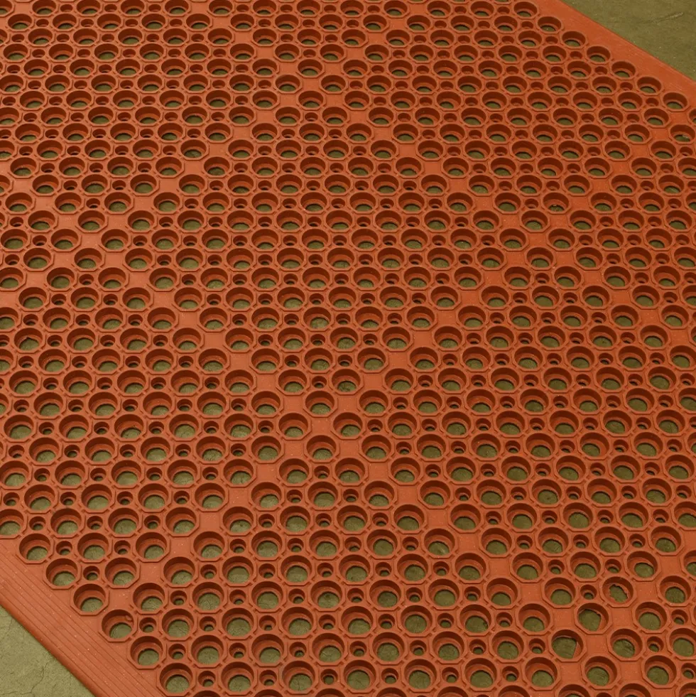 VIP Topdek Senior Red Mat 36x59.5 Inches