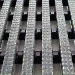 Vynagrip Heavy Duty Industrial Matting Black 2 x 33 ft Roll