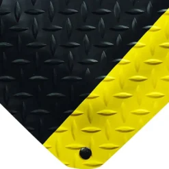 Wearwell Diamond-Plate SpongeCote 4x75 Ft. Black w/Yellow Borders