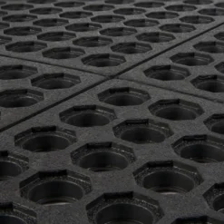 Wearwell 24/Seven CFR Perforated 3x3 Ft Mat