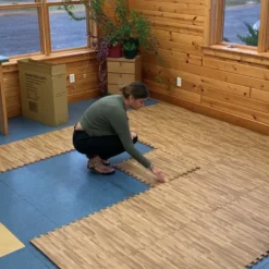 Wood Grain Reversible Interlocking Foam Tiles Trade Show 20x20 Ft. Kit